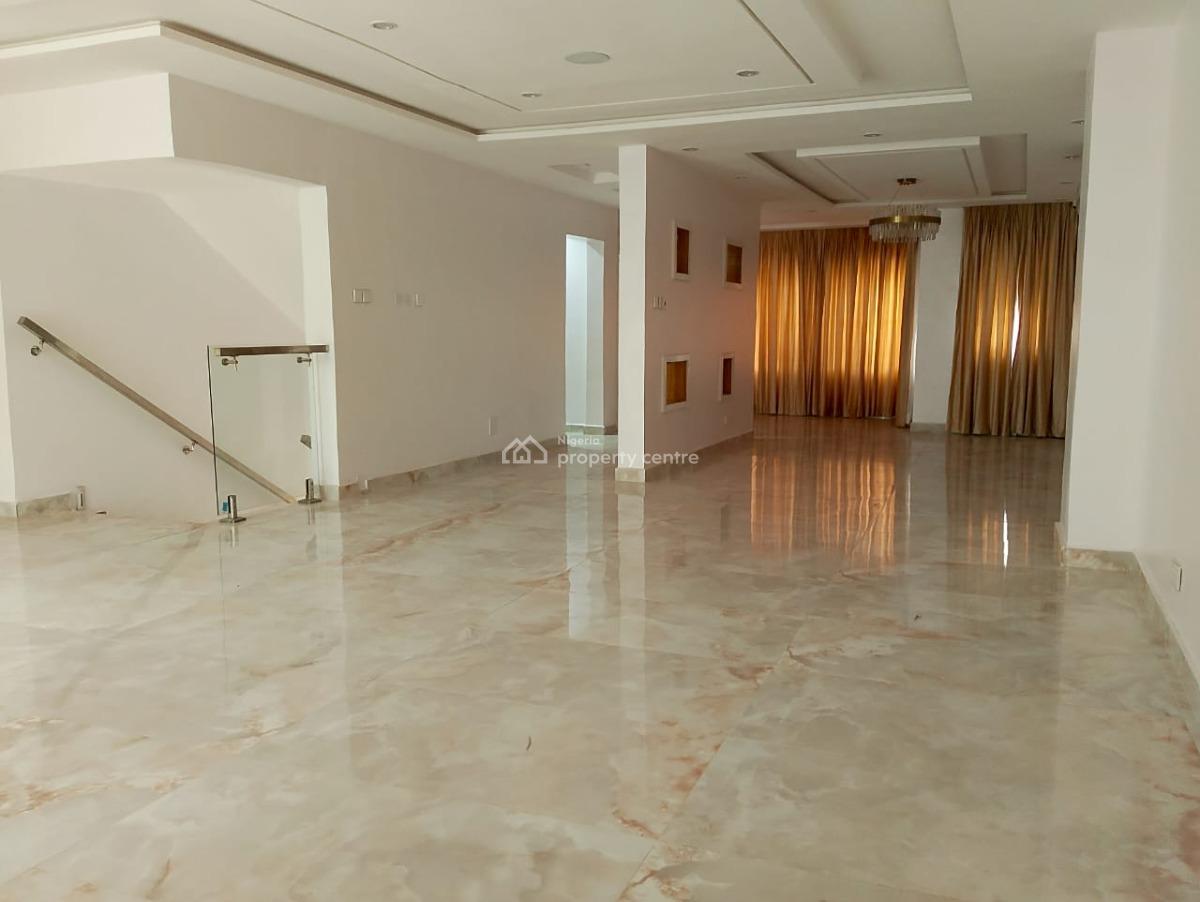5-bedroom Detached House Featuring:  Spacious 5 Bedrooms  2-bedroom, Lekki Phase 1, Lekki, Lagos, Detached Duplex for Sale