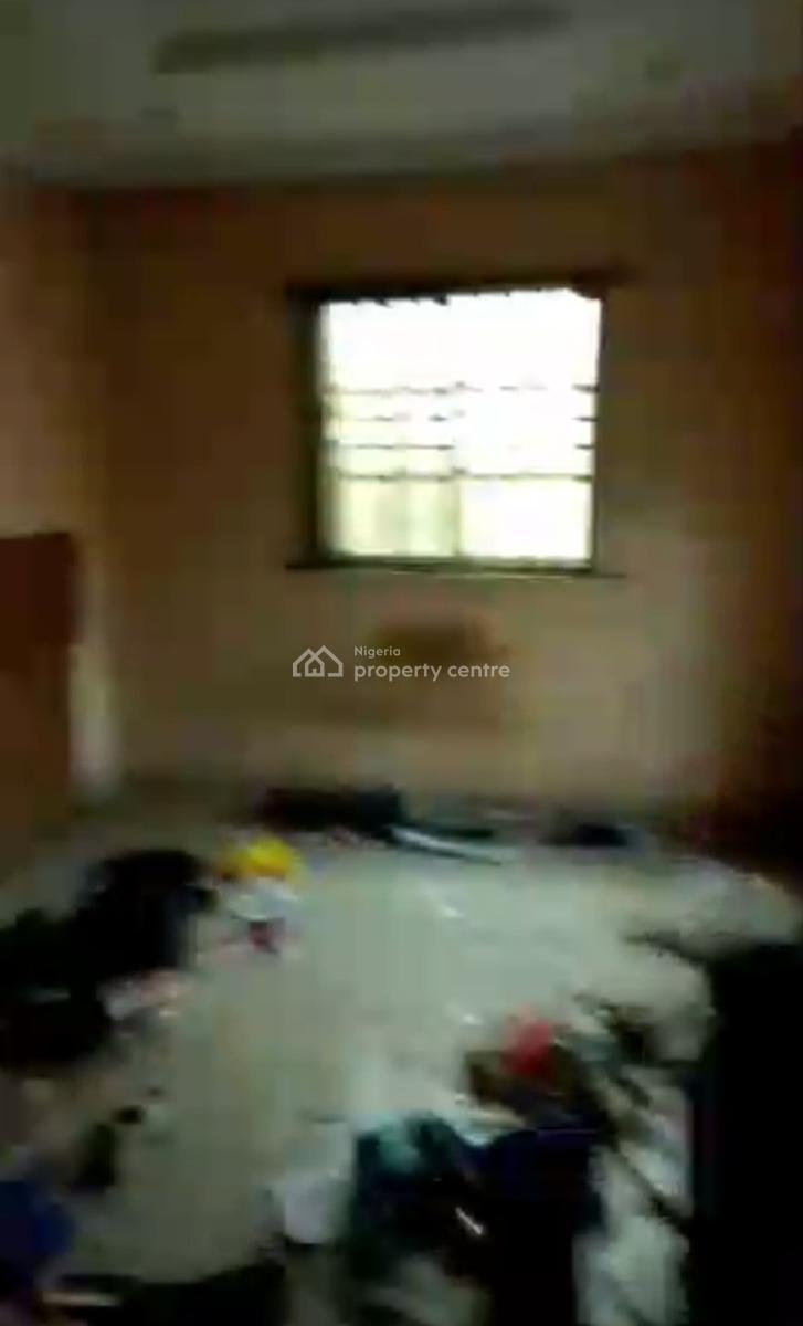 Standard Spacious Decent  3 Bedroom Detached Bungalow with Bq, Off Adeniran Ogunsanya Road, Surulere, Lagos, Detached Duplex for Rent