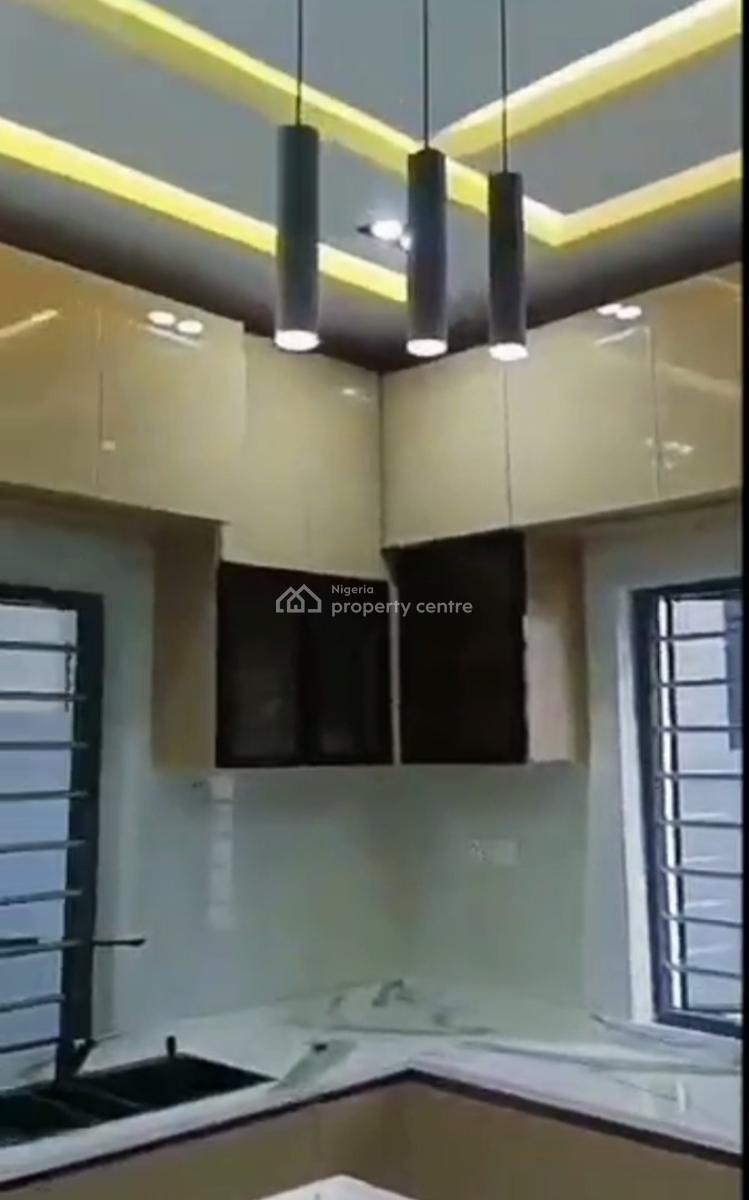 Executive Standard Spacious 5 Bedroom Detached Duplex+bq, Omole Phase 1, Ikeja, Lagos, Detached Duplex for Sale