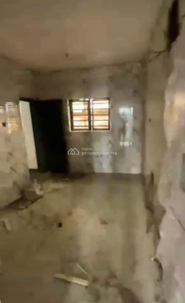 Newly Built Spacious Standard 3 Bedroom Apartment, Soluyi, Gbagada, Lagos, Flat / Apartment for Sale