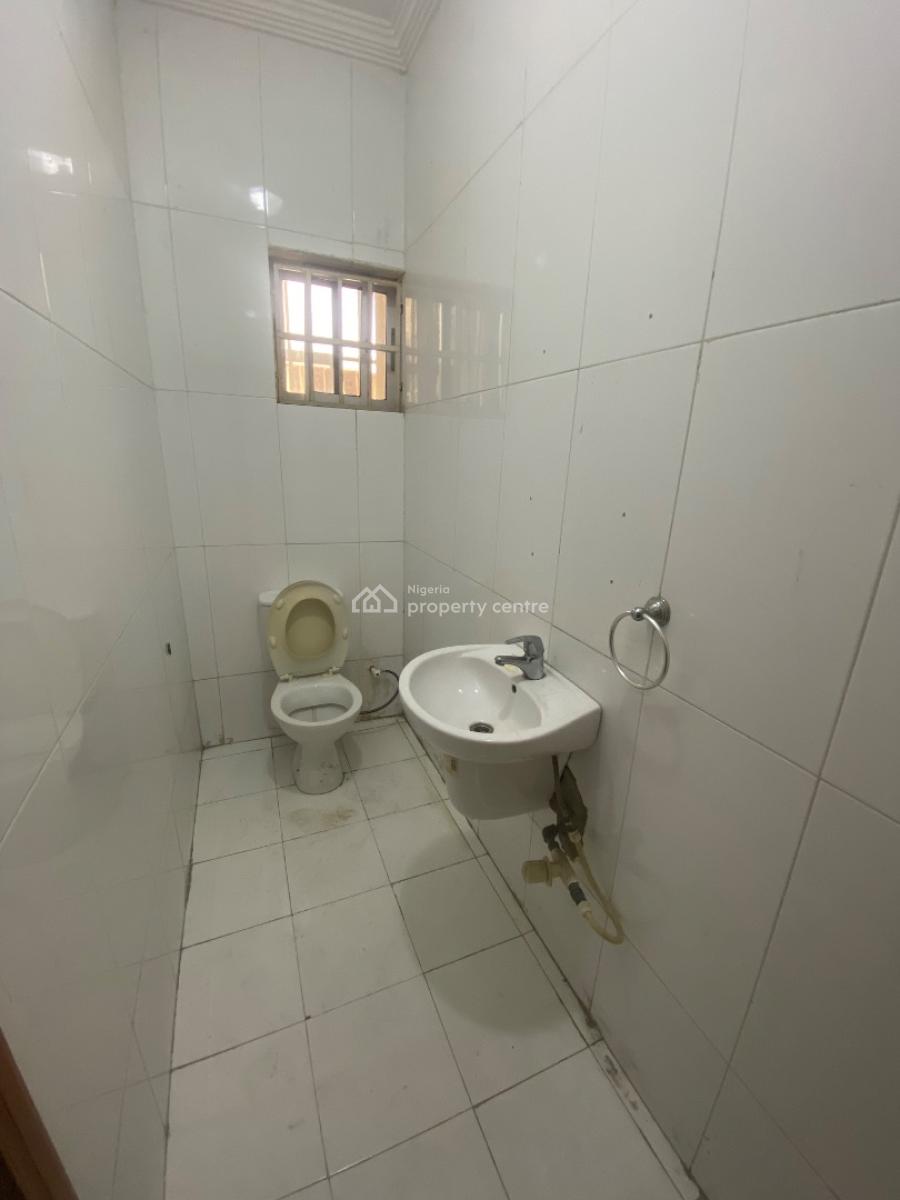 3 Bedroom Apartment with 1-room Boys Quarters, Off T. F. Kuboye Street, Lekki Phase 1, Lekki, Lagos, Flat / Apartment for Rent