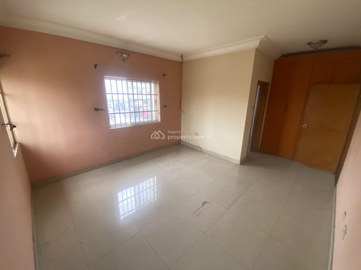 3 Bedroom Apartment with 1-room Boys Quarters, Off T. F. Kuboye Street, Lekki Phase 1, Lekki, Lagos, Flat / Apartment for Rent