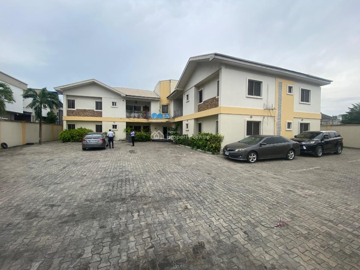3 Bedroom Apartment with 1-room Boys Quarters, Off T. F. Kuboye Street, Lekki Phase 1, Lekki, Lagos, Flat / Apartment for Rent