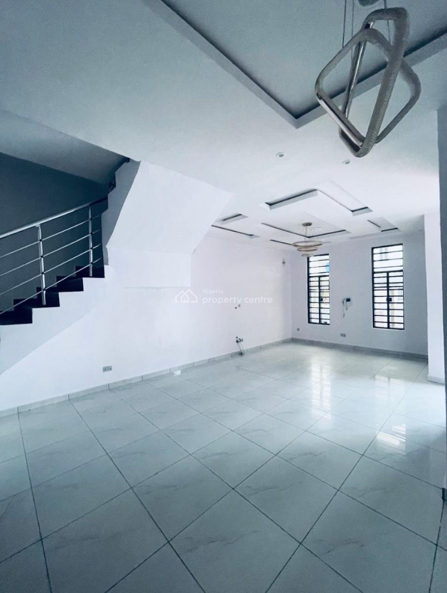 Spacious 4 Bedrooms Semi Detached Duplex with Bq, Chevron-gated Estate, Lekki Phase 2, Lekki, Lagos, Semi-detached Duplex for Rent