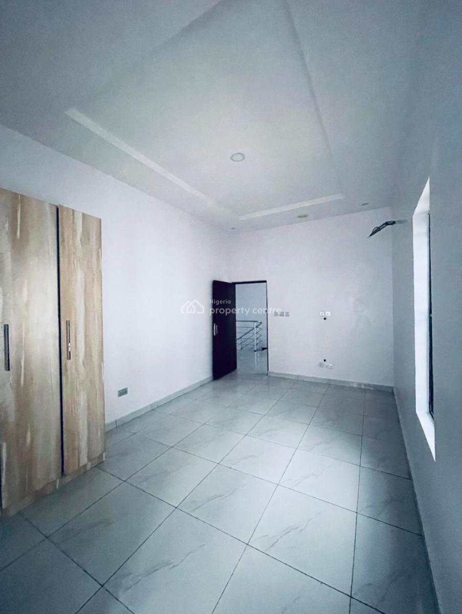 Spacious 4 Bedrooms Semi Detached Duplex with Bq, Chevron-gated Estate, Lekki Phase 2, Lekki, Lagos, Semi-detached Duplex for Rent