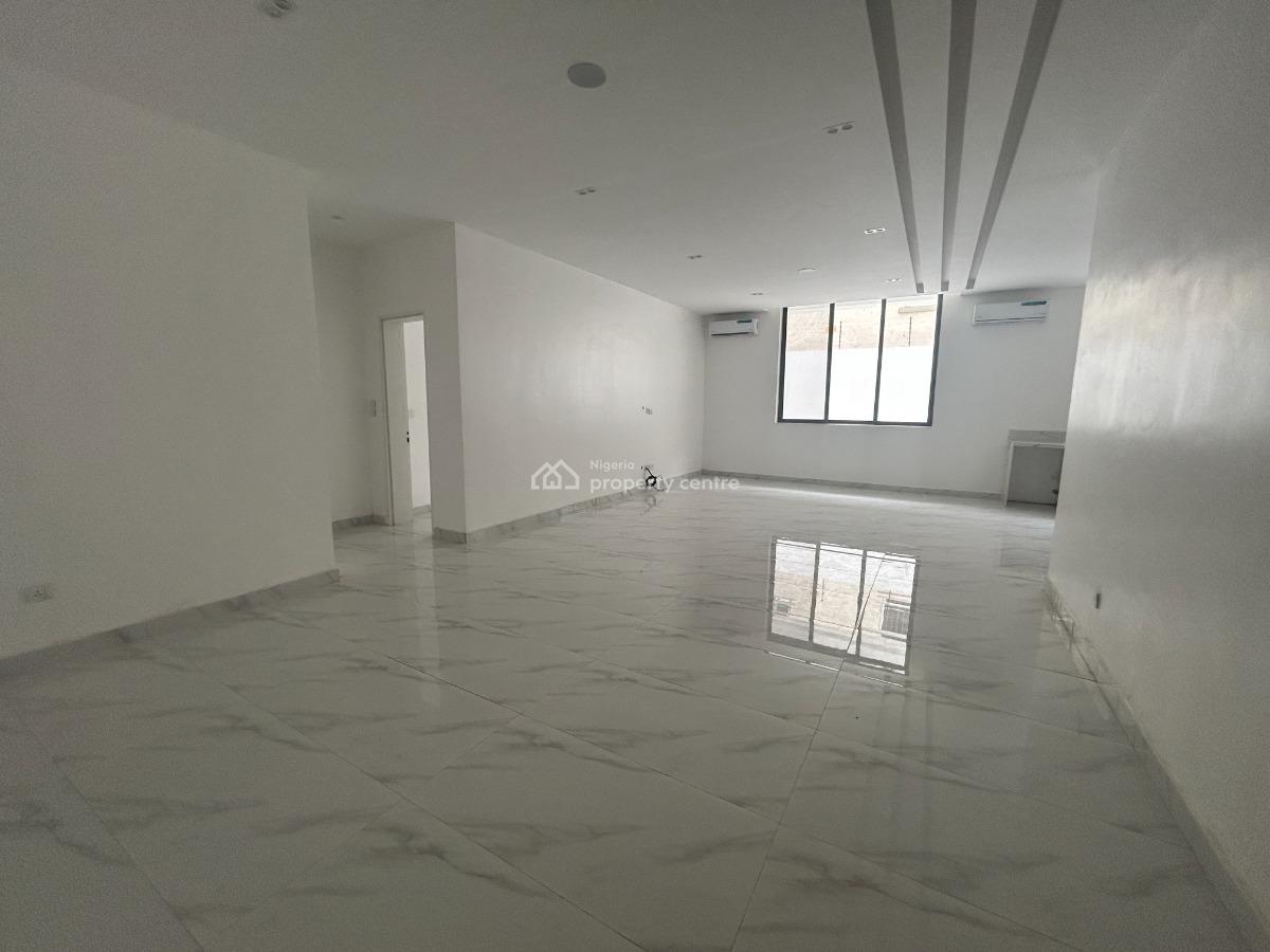 Luxury 2 Bedroom Apartment, Lekki Phase 1, Lekki, Lagos, Flat / Apartment for Sale