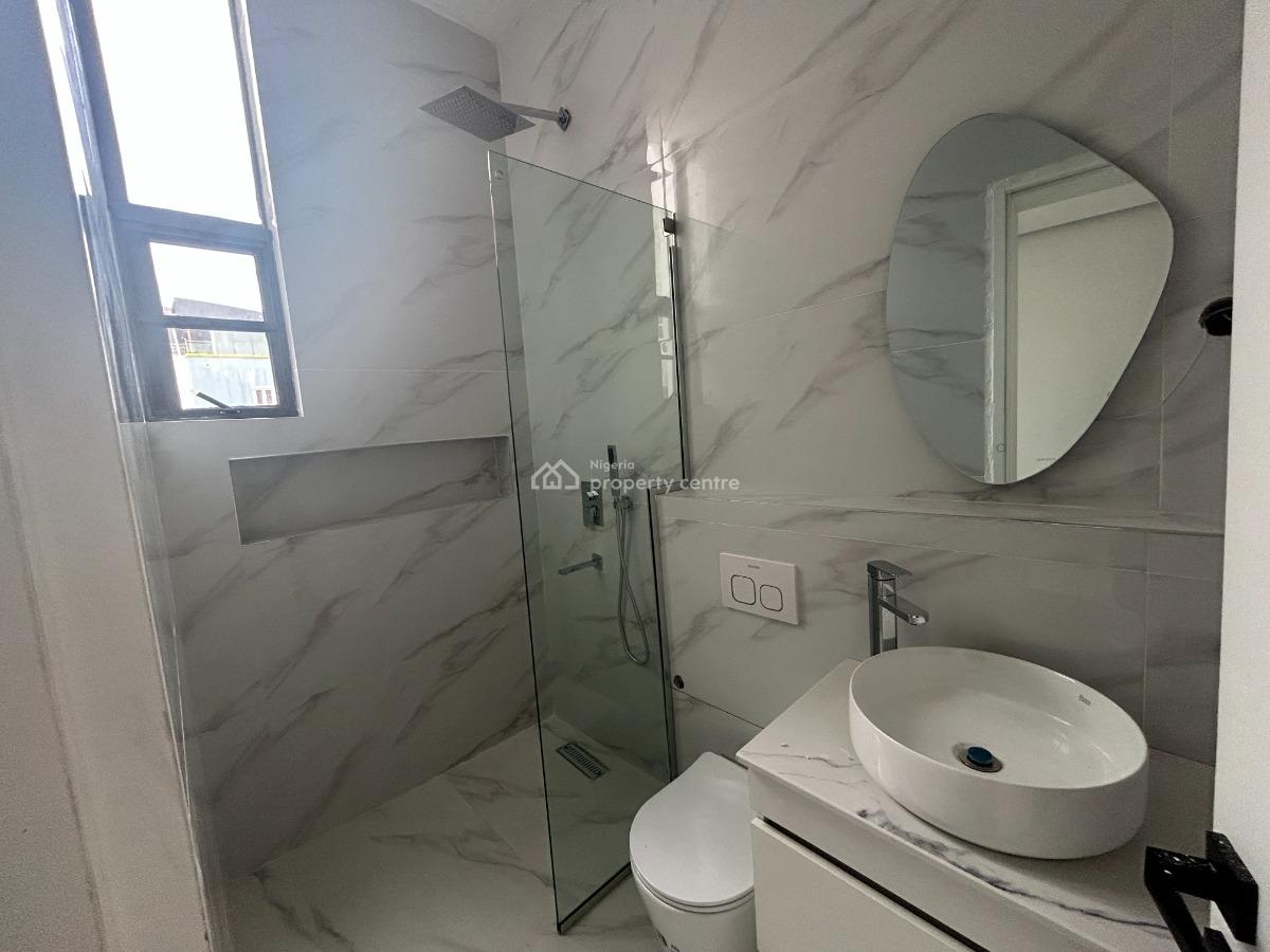 Luxury 2 Bedroom Apartment, Lekki Phase 1, Lekki, Lagos, Flat / Apartment for Sale
