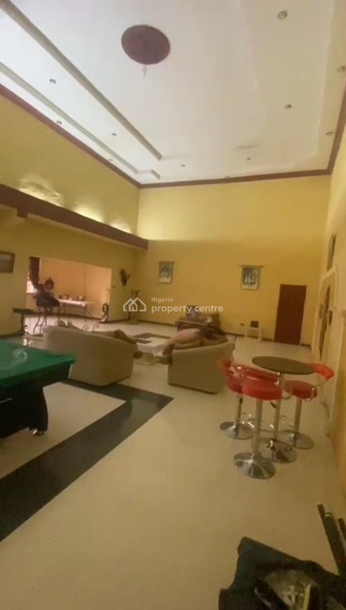 Commercial Building Self Compound with Open Ground Floor Space, Off Ajose Adeogun By Zenith Bank, Victoria Island (vi), Lagos, Detached Duplex for Rent
