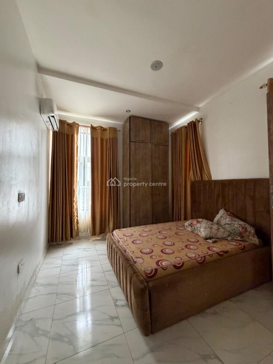 Well Built 2 Bedroom Apartment, Orchid Road, Lekki, Lagos, Flat / Apartment for Rent
