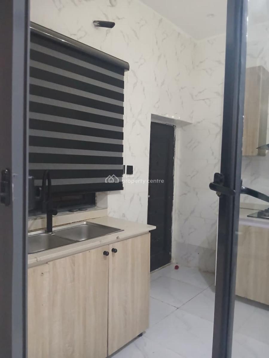 2 Bedroom Apartment, Orchid Road Round About, Ikota, Lekki, Lagos, Flat / Apartment for Rent