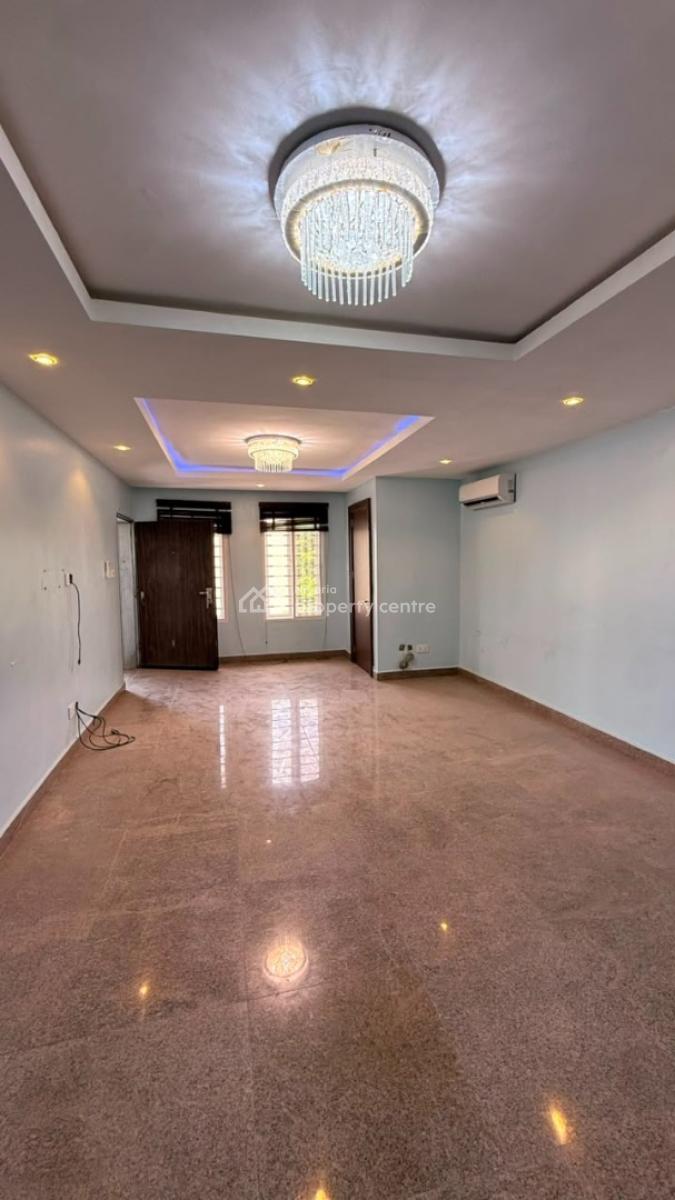 Standard 3 Bedrooms Apartment, Brains and Hammers Estate, Garki, Abuja, Flat / Apartment for Sale