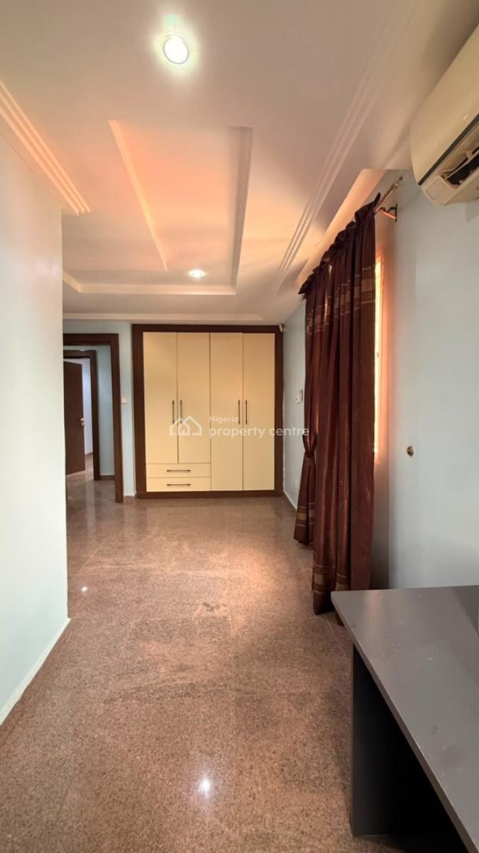 Standard 3 Bedrooms Apartment, Brains and Hammers Estate, Garki, Abuja, Flat / Apartment for Sale