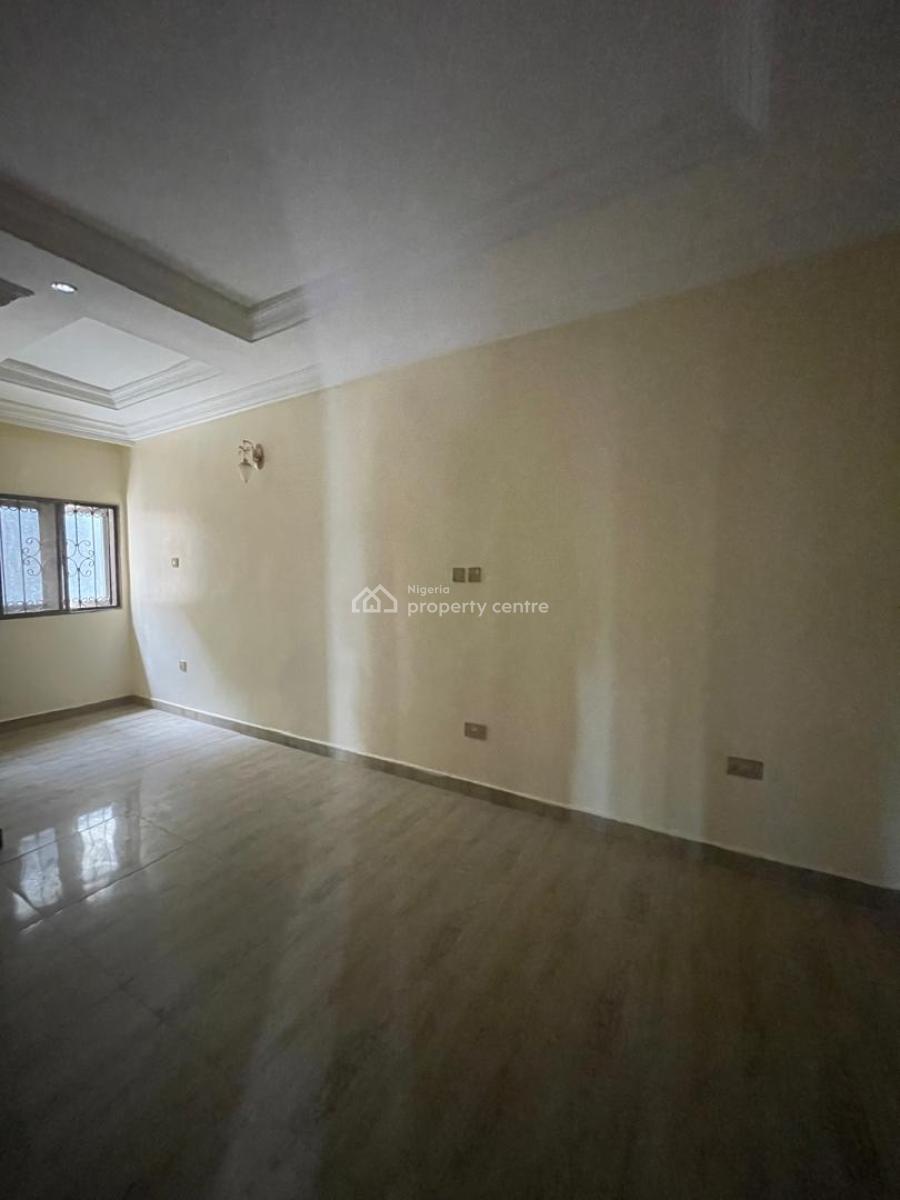 3-bedroom Flat, Mabushi, Abuja, House for Rent