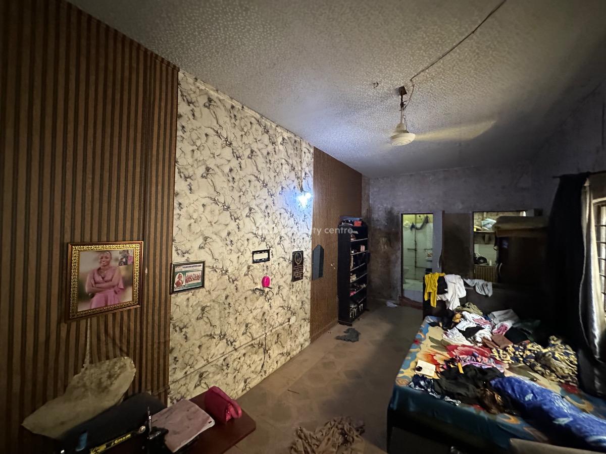 a Room Self Contain Apartment in a Decent Neighborhood, Around Charlie Boy 6th Avenue, Gwarinpa, Abuja, Self Contain (single Rooms) for Rent