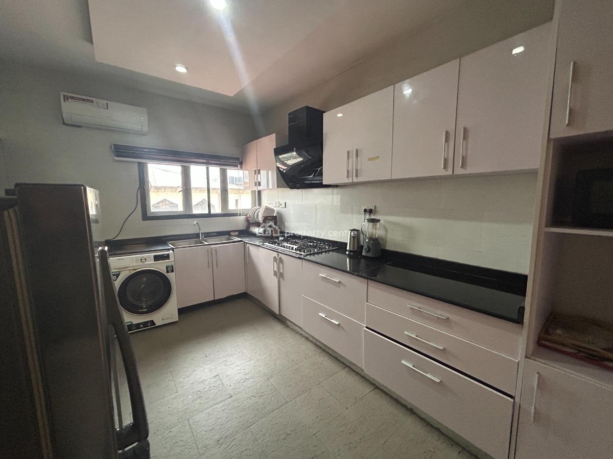 Luxury 3-bedroom Fully Furnished Apartment., Lekki Phase 1, Lekki, Lagos, Flat / Apartment for Rent