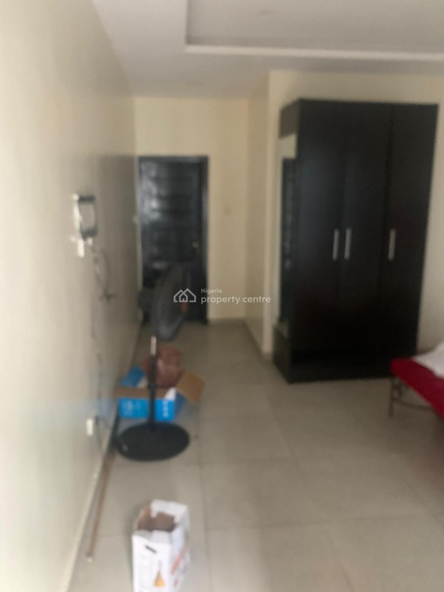 Room Self-contained, Mobil Road Ilaje, Ilaje, Ajah, Lagos, Self Contain (single Rooms) for Rent