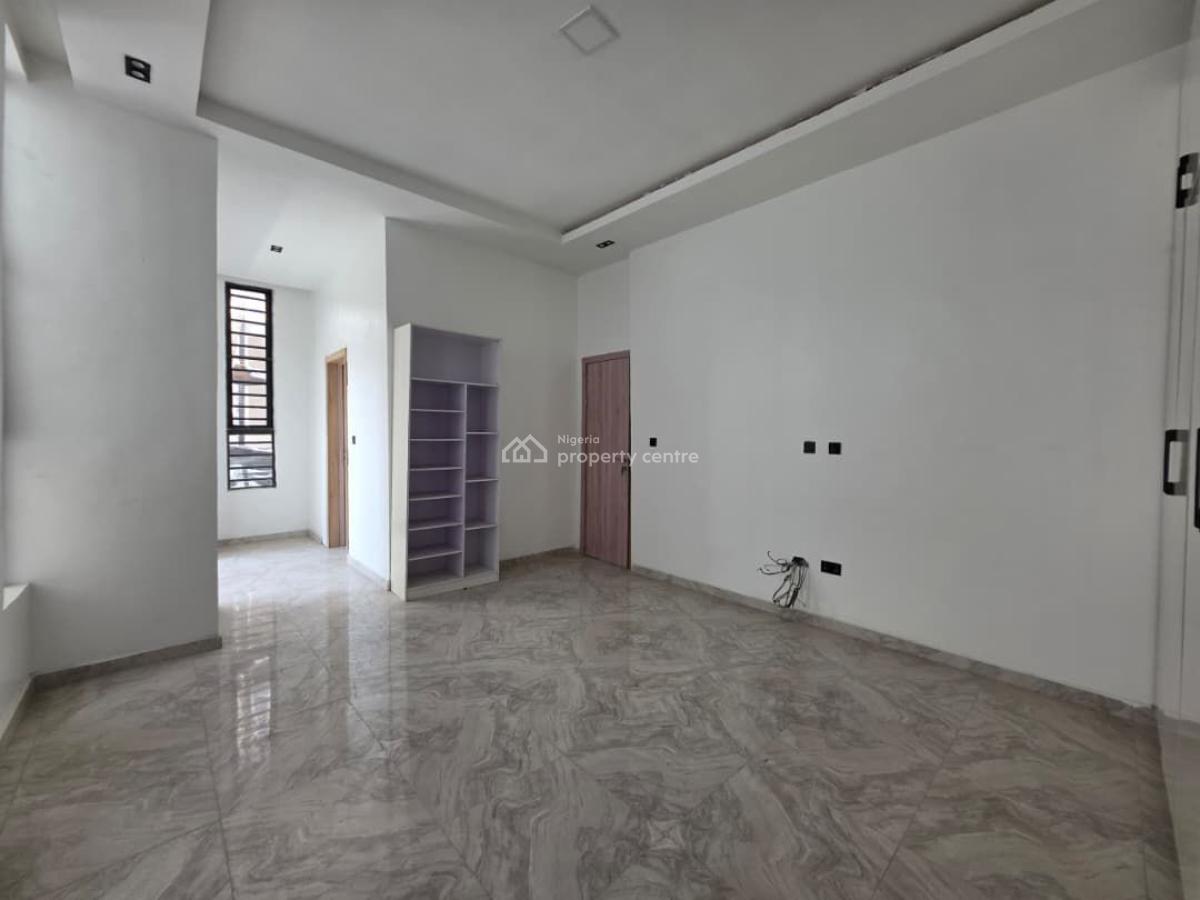 Luxury 4-bedroom Semi-detached Duplex + Bq Withe Excellent Facility, Lekki, Lagos, Semi-detached Duplex for Rent