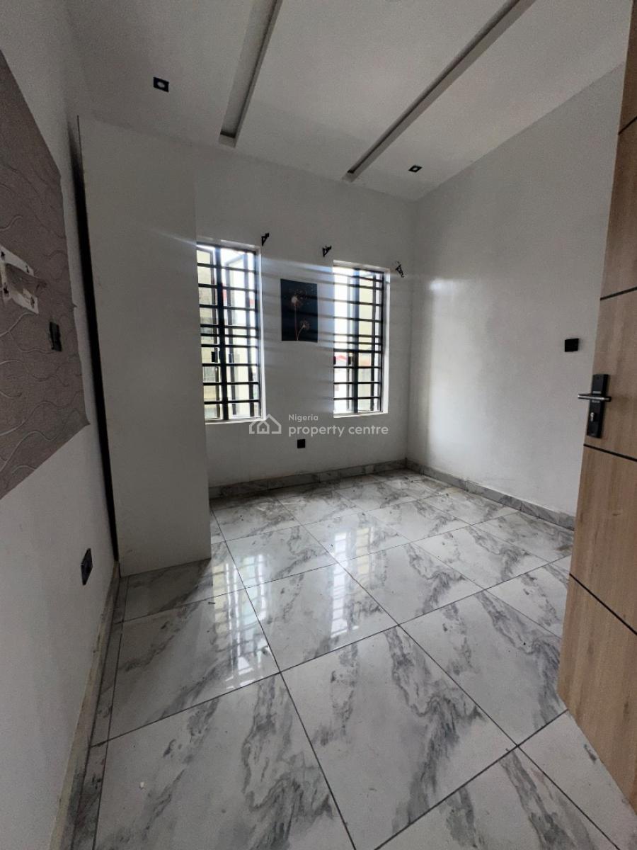 Specious Service 2 Bedroom Flat with Pool, Ilasan Ikate Lekki, Lekki, Lagos, Flat / Apartment for Rent
