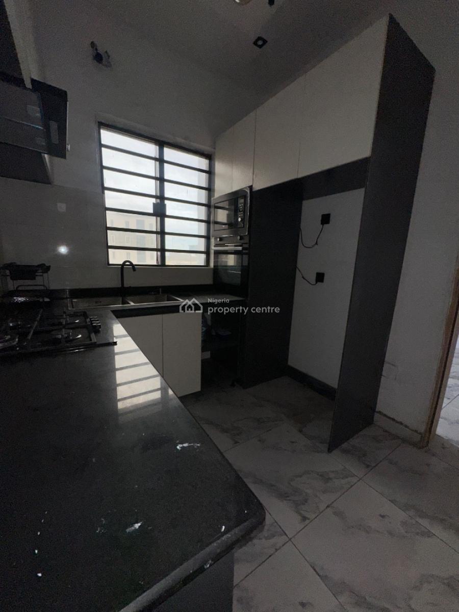 Specious Service 2 Bedroom Flat with Pool, Ilasan Ikate Lekki, Lekki, Lagos, Flat / Apartment for Rent