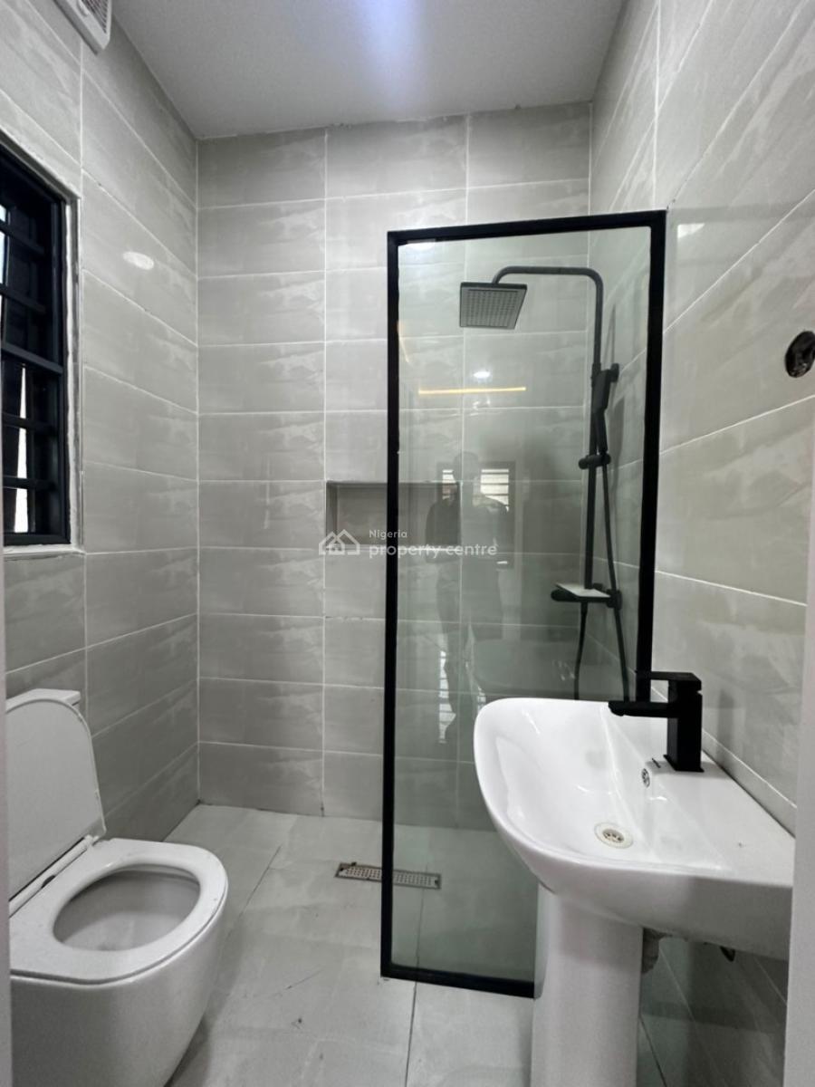 Family Friendly 3 Bedroom Apartment with Bq in The Heart of Lekki, 5 Minutes Drive to Sailors Lounge, Lekki Phase 1, Lekki, Lagos, Flat / Apartment for Sale