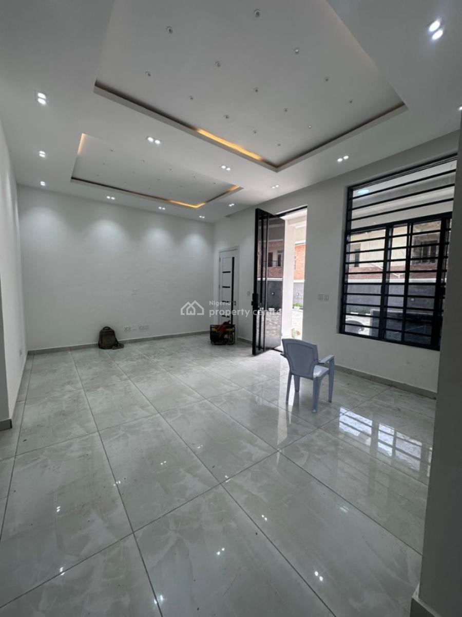 Family Friendly 3 Bedroom Apartment with Bq in The Heart of Lekki, 5 Minutes Drive to Sailors Lounge, Lekki Phase 1, Lekki, Lagos, Flat / Apartment for Sale