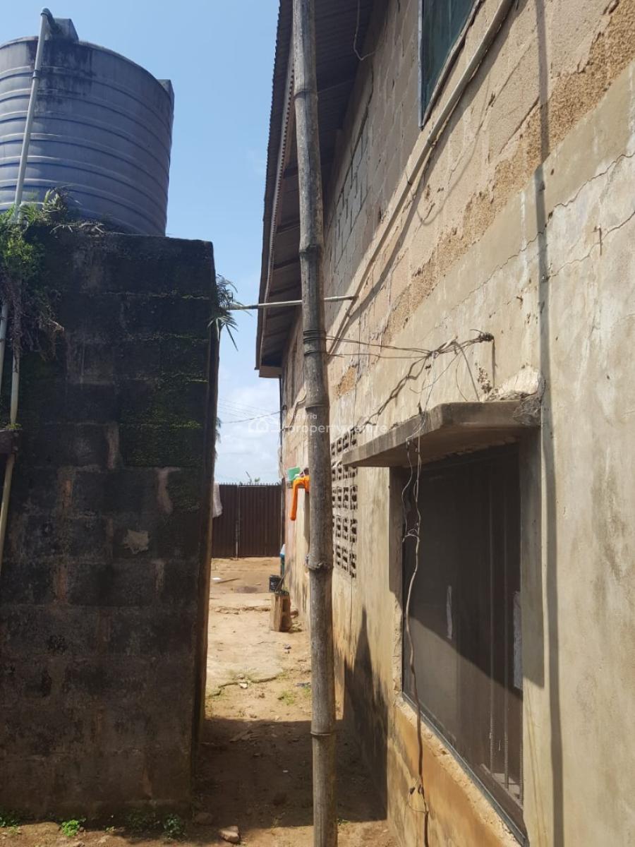 Land with Structure  Bungalow Measuring 950sqm Available at Agbowa, Itun, Agbowa, Ikorodu, Lagos, Detached Duplex for Sale