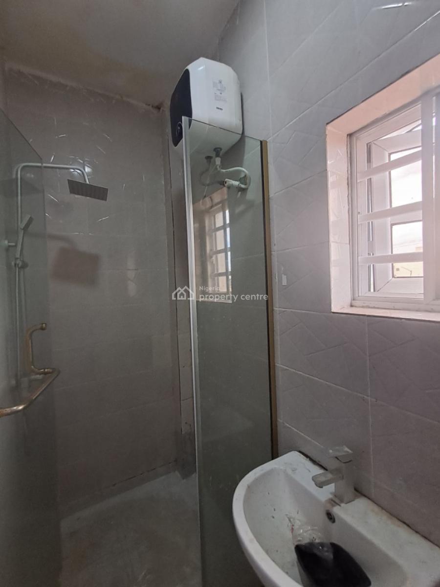 Fantastic 2-bedroom Apartment, First and Second Floor, New Road, Alfa Beach Chevron, Lekki, Lagos, Flat / Apartment for Rent