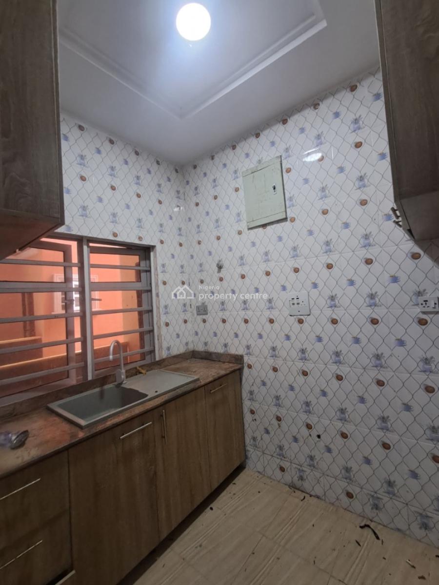 Fantastic 2-bedroom Apartment, First and Second Floor, New Road, Alfa Beach Chevron, Lekki, Lagos, Flat / Apartment for Rent