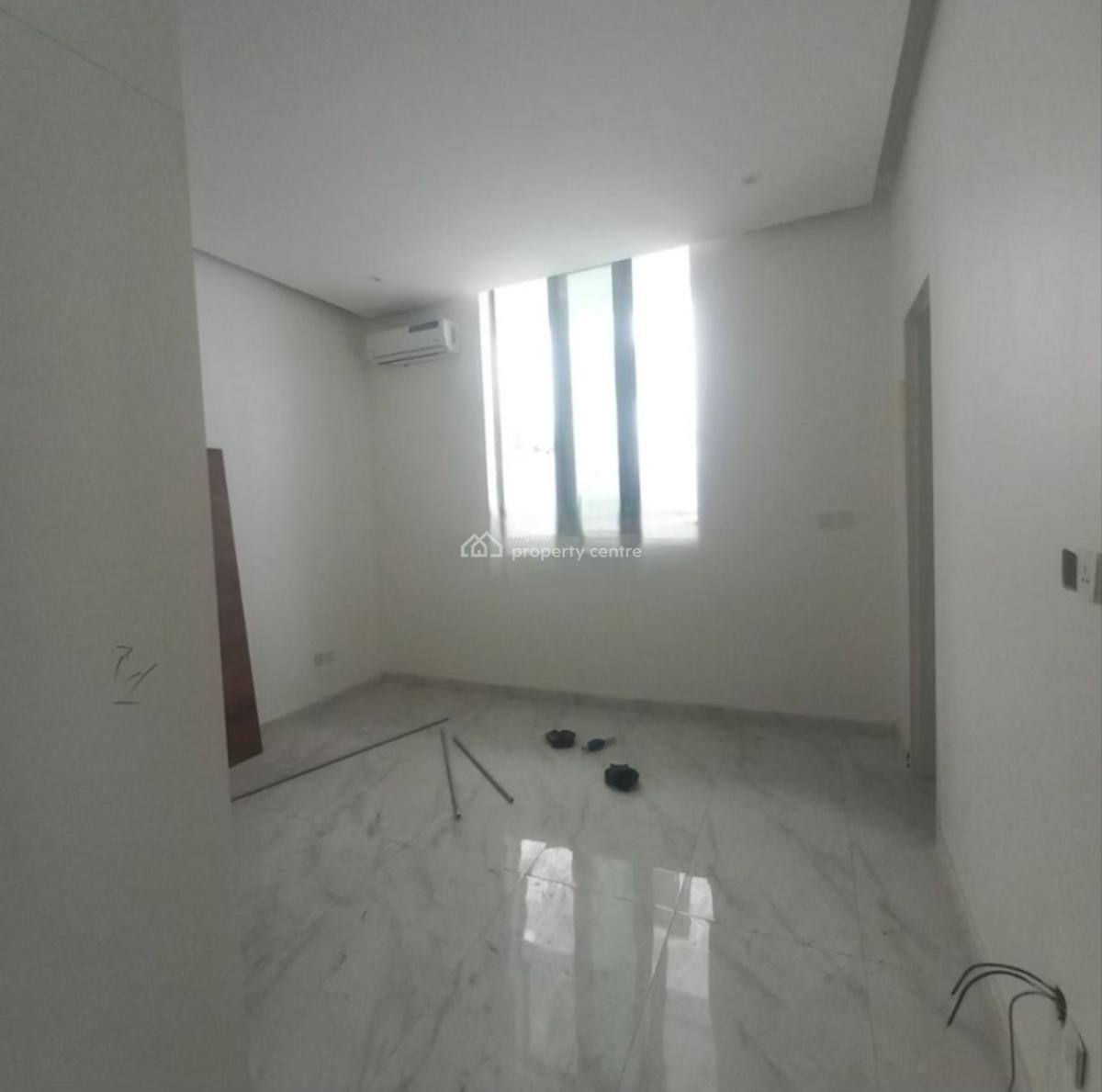 Elegantly Designed One-bedroom Apartment, Lekki Phase 1, Lekki, Lagos, Mini Flat (room and Parlour) for Sale