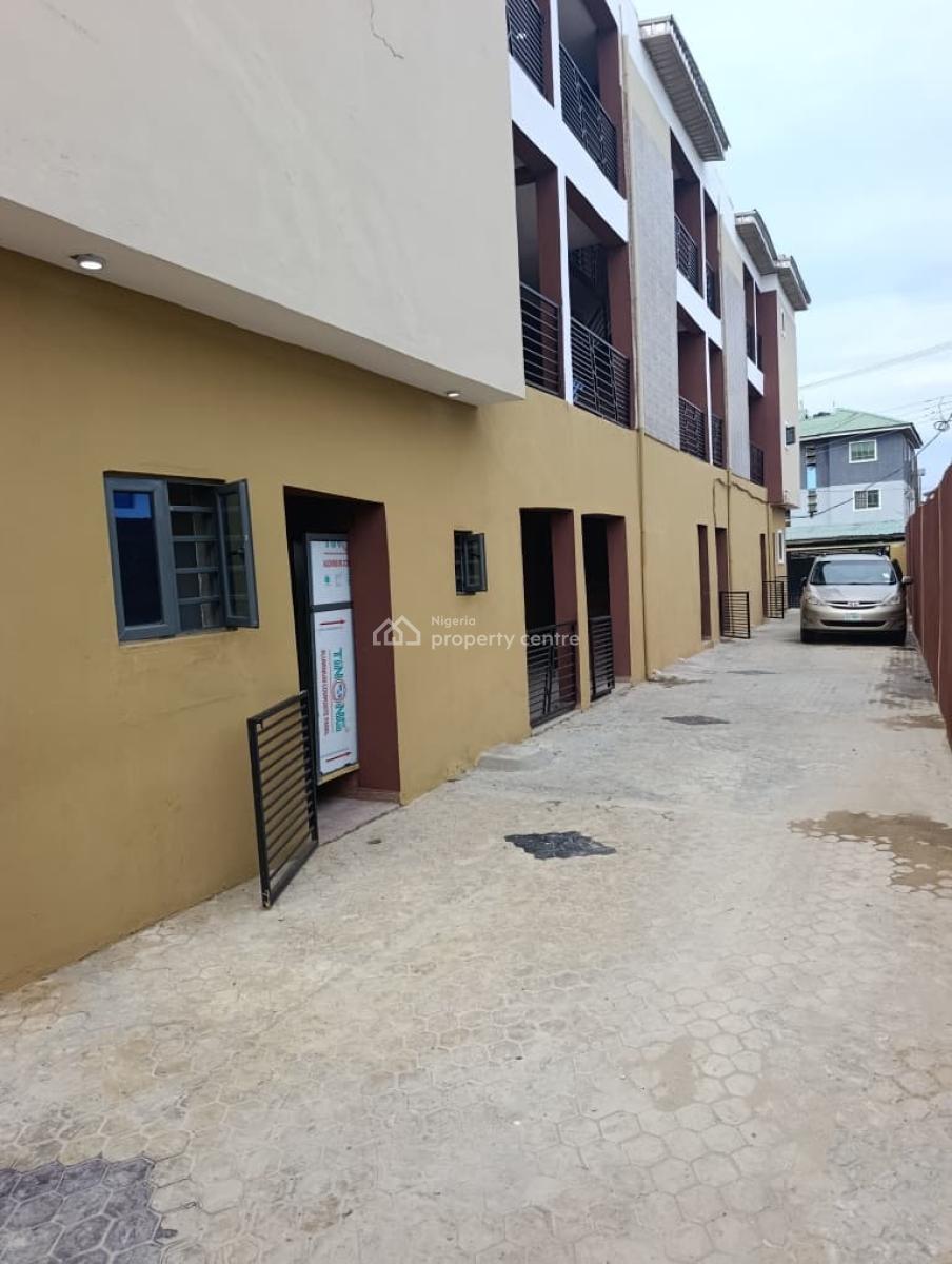Newly Built & Spacious Mini Flat, Off Pedro Road, Pedro, Gbagada, Lagos, Mini Flat (room and Parlour) for Rent