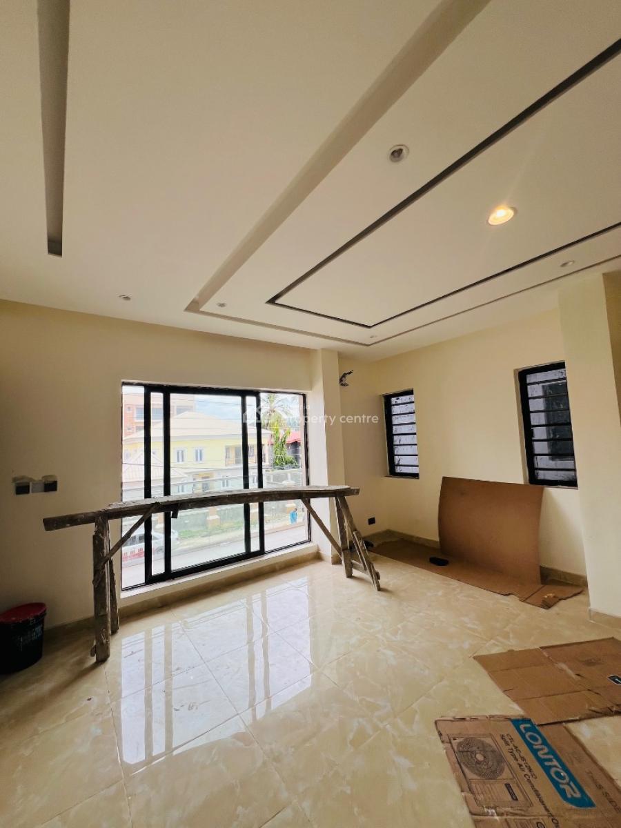 4 Bedroom Semi Detached with Bq, Ologolo, Lekki, Lagos, Semi-detached Duplex for Rent