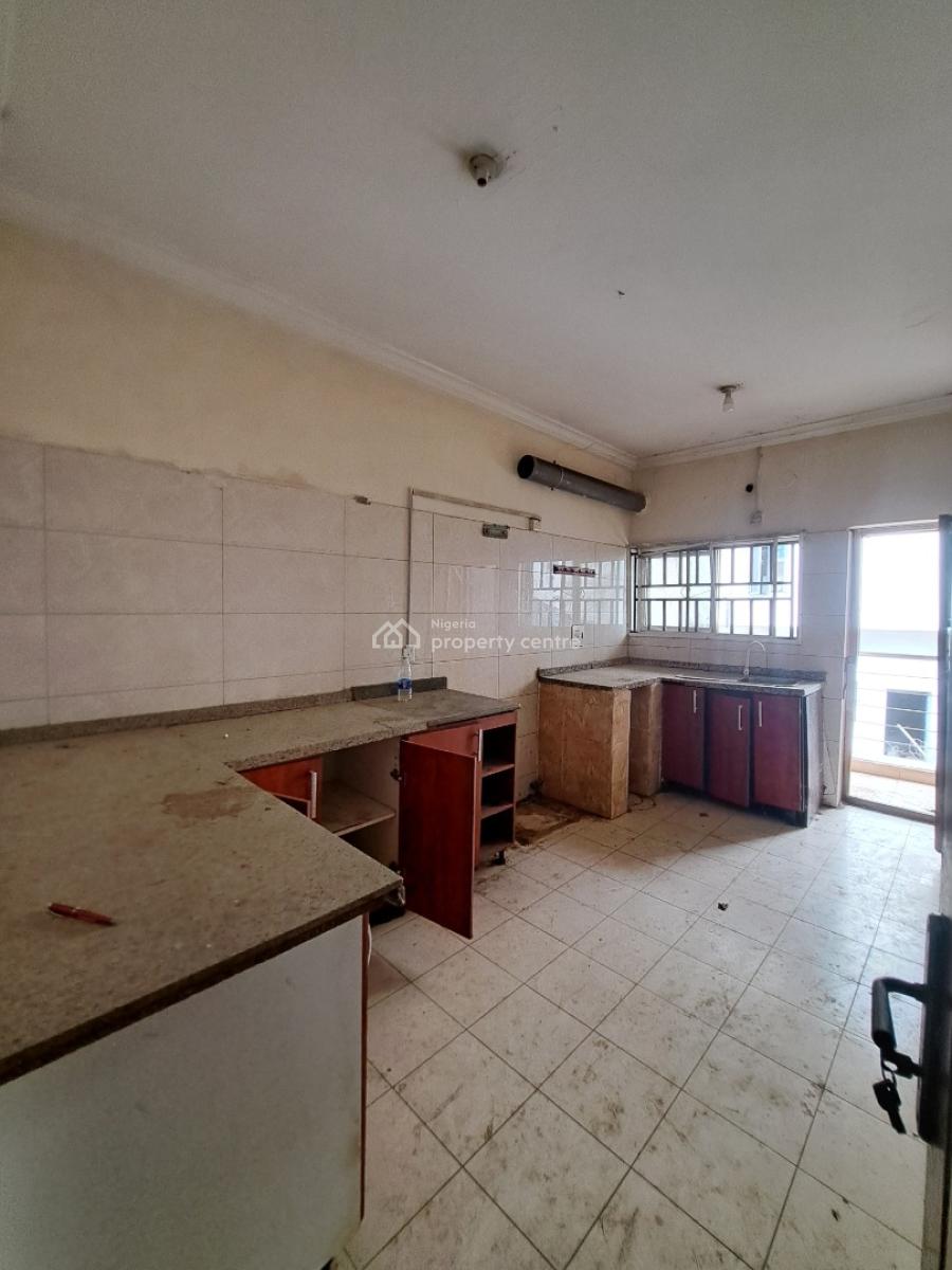 Spacious 3bedroom Flat on The First Floor, Durumi, Durumi, Abuja, Flat / Apartment for Rent