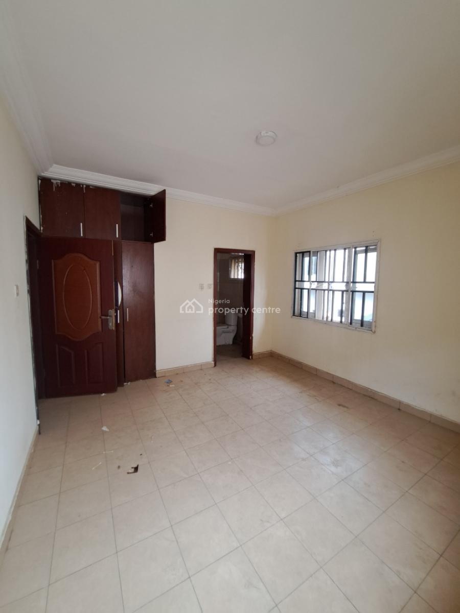 Spacious 3bedroom Flat on The First Floor, Durumi, Durumi, Abuja, Flat / Apartment for Rent