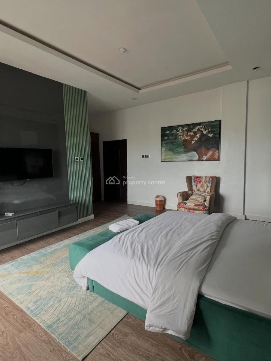 Well Built 3 Bedroom Apartment with En-suite Rooms, Lekki Right, Lekki Phase 1, Lekki, Lagos, Flat / Apartment for Rent