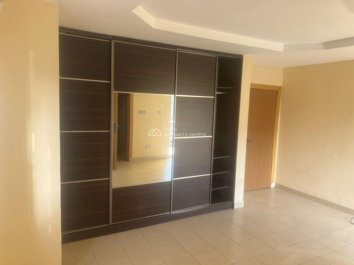 Service 3 Bedroom Apartment, a Servant Room and All Rooms, Victoria Island (vi), Lagos, Flat / Apartment for Rent