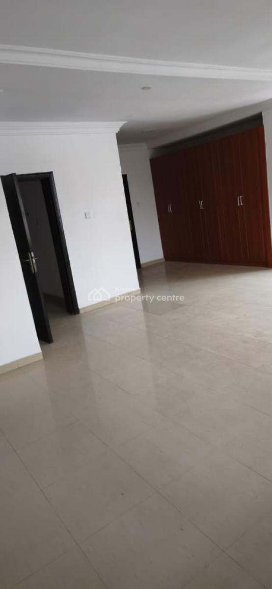 5-bedroom Semi-detached Duplex with 2 Bqs, Lekki Phase 1, Lekki, Lagos, Semi-detached Duplex for Rent