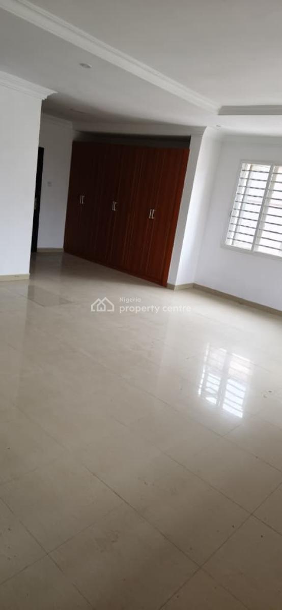 5-bedroom Semi-detached Duplex with 2 Bqs, Lekki Phase 1, Lekki, Lagos, Semi-detached Duplex for Rent