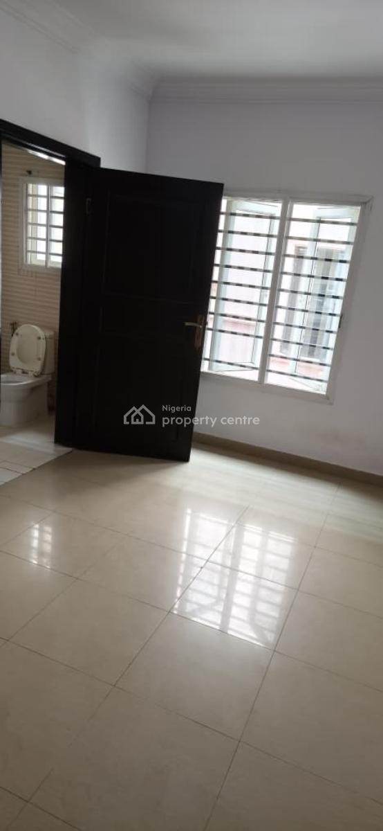 5-bedroom Semi-detached Duplex with 2 Bqs, Lekki Phase 1, Lekki, Lagos, Semi-detached Duplex for Rent