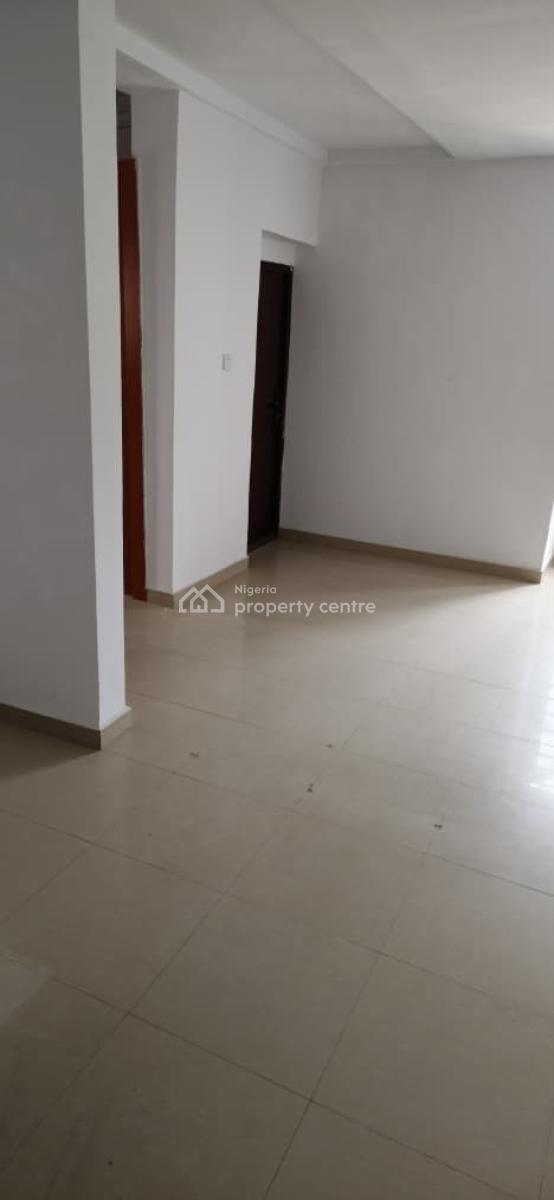 5-bedroom Semi-detached Duplex with 2 Bqs, Lekki Phase 1, Lekki, Lagos, Semi-detached Duplex for Rent