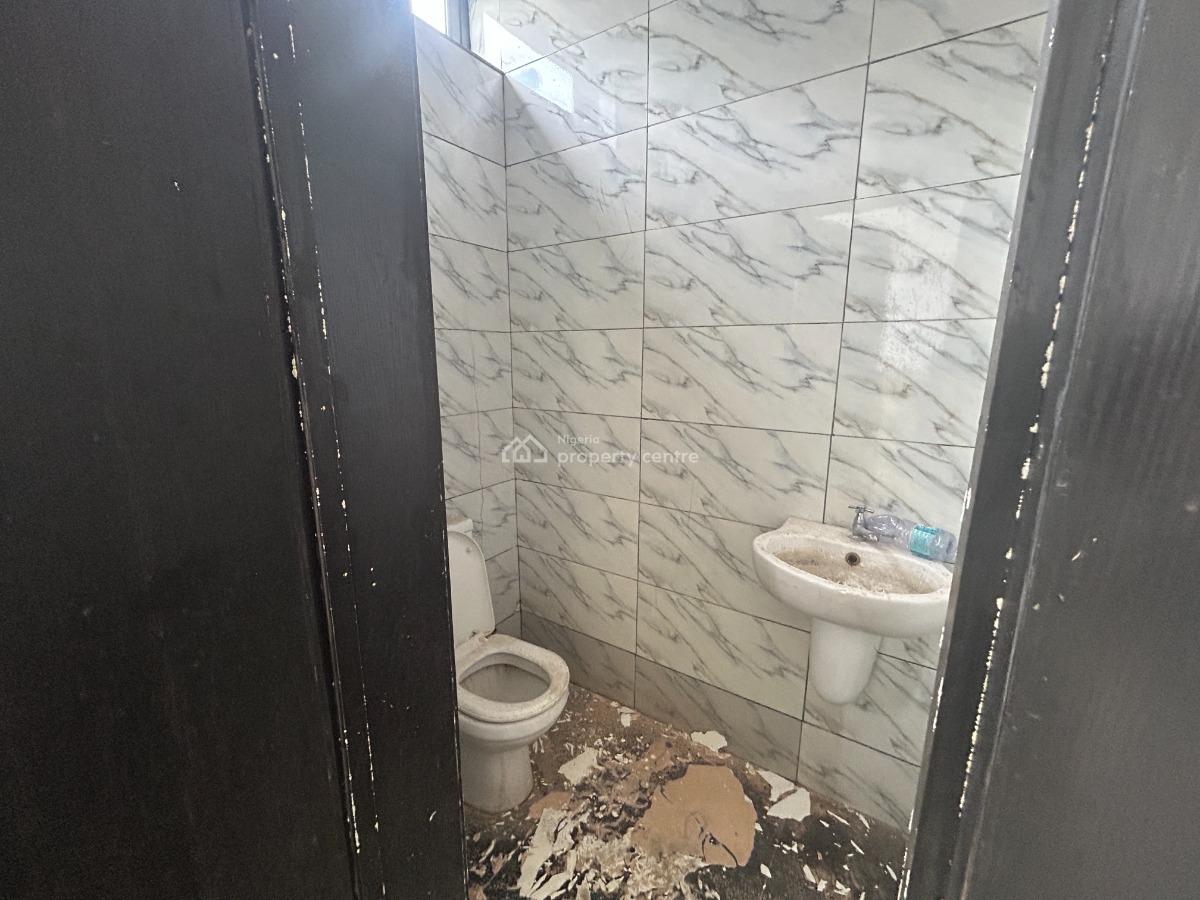 Luxury and Spacious Shop Space., Lekki Phase 1, Lekki, Lagos, Shop for Rent