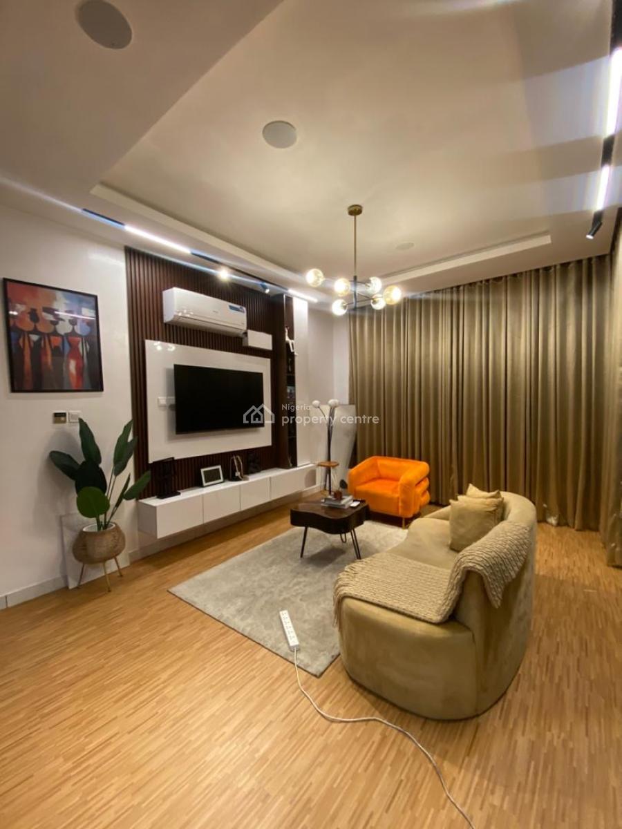 Exclusive Fully Furnished One Bedroom Apartment(mini Flat), Adekunle,yaba,lagos, Adekunle, Yaba, Lagos, Mini Flat (room and Parlour) for Sale
