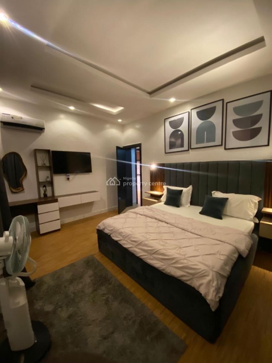 Exclusive Fully Furnished One Bedroom Apartment(mini Flat), Adekunle,yaba,lagos, Adekunle, Yaba, Lagos, Mini Flat (room and Parlour) for Sale