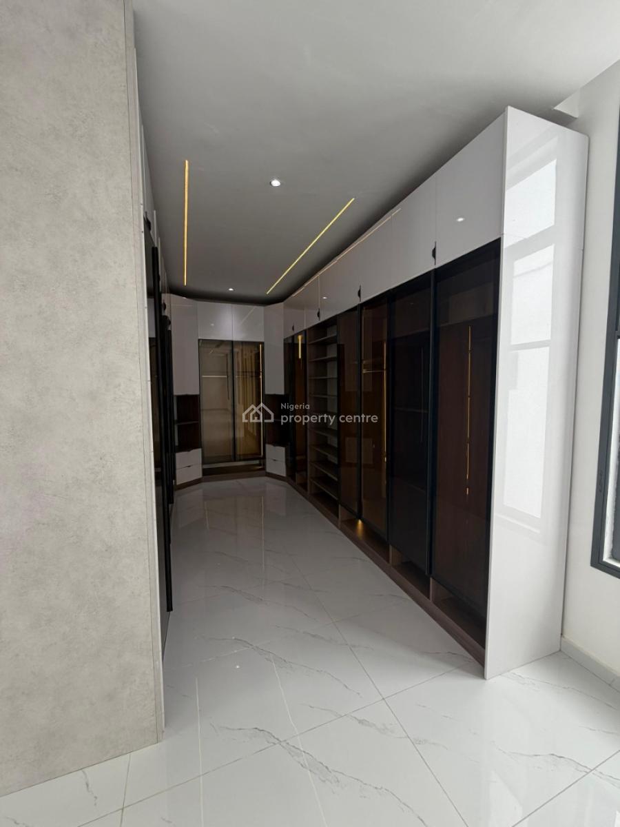 Enormous 5bedroom Duplex with a Bq,pool,gym,cinema, Osapa, Lekki, Lagos, Detached Duplex for Sale
