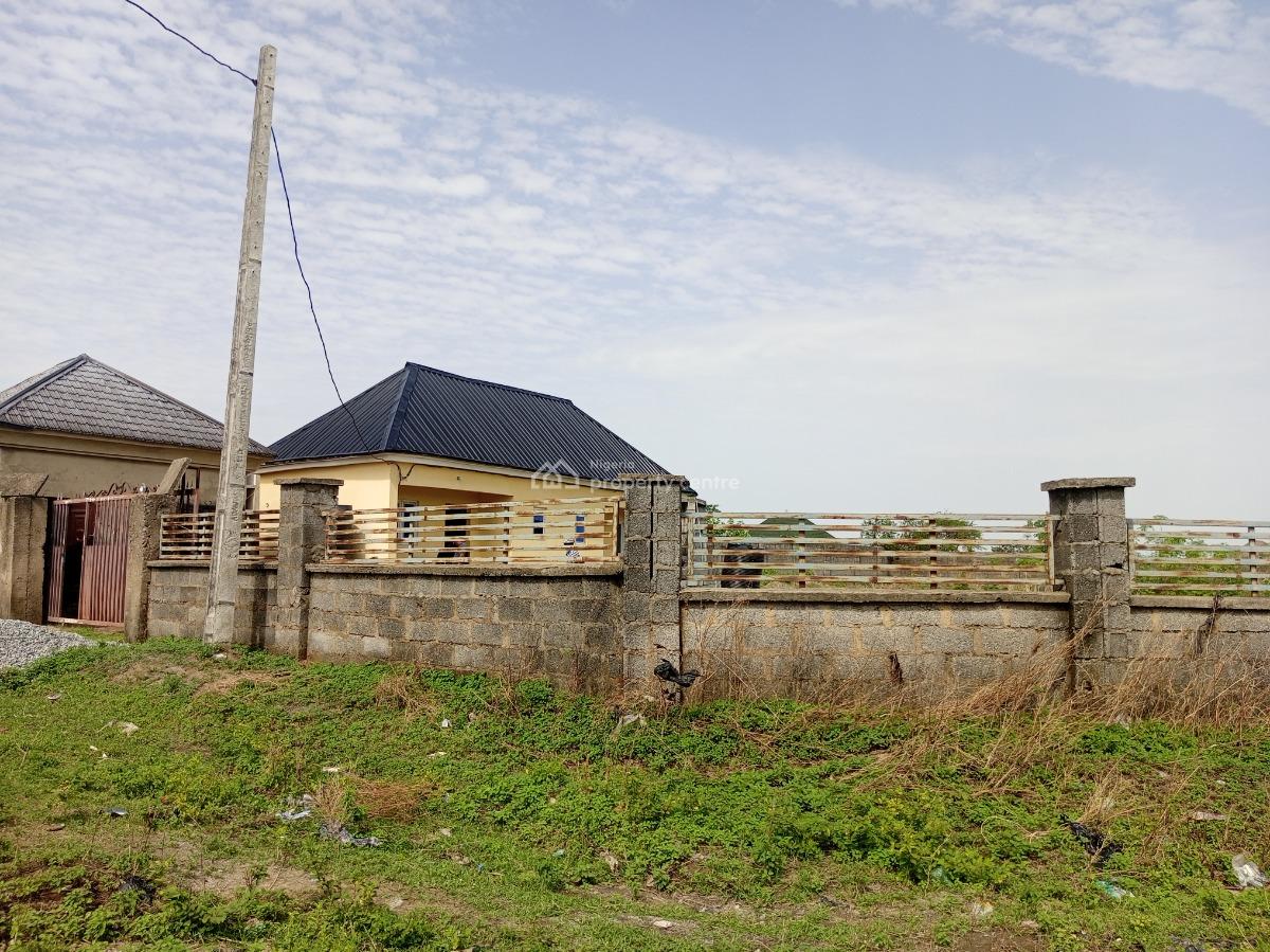 Conner Piece Land Measuring 1,400sqm, Sauka New Site, Lugbe District, Abuja, Residential Land for Sale