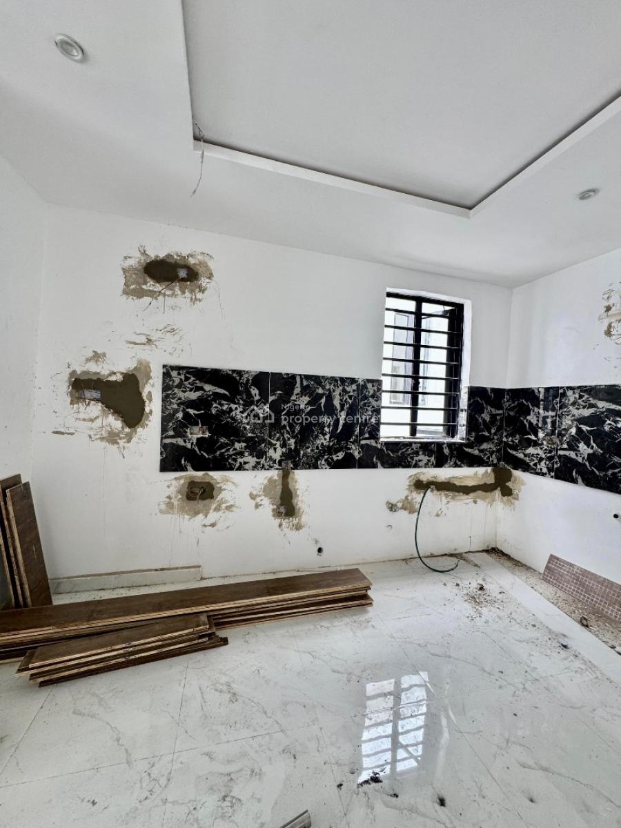 Brand New, 3 in a Compound and Self Service in Serene Surroundings, Chevron Drive, Lekki, Lagos, Flat / Apartment for Rent