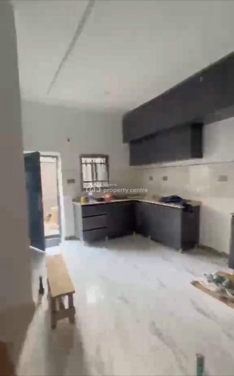 Luxurious Spacious New 4bedroom En-suite Terrace Duplex, By Airport Junction, Jabi, Abuja, Terraced Duplex for Sale