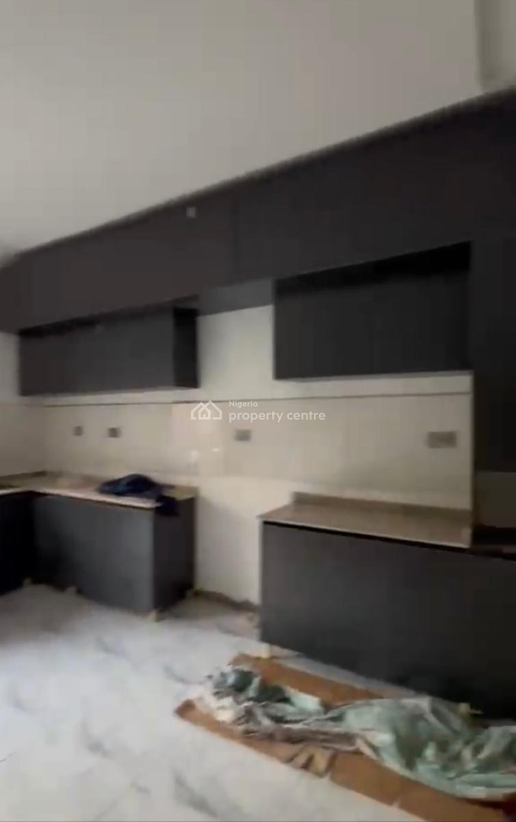 Luxurious Spacious New 4bedroom En-suite Terrace Duplex, By Airport Junction, Jabi, Abuja, Terraced Duplex for Sale