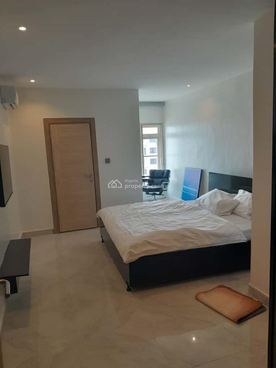 2 Bedroom Unfurnished Apartment, Lekki Phase 1, Lekki, Lagos, Flat / Apartment for Rent