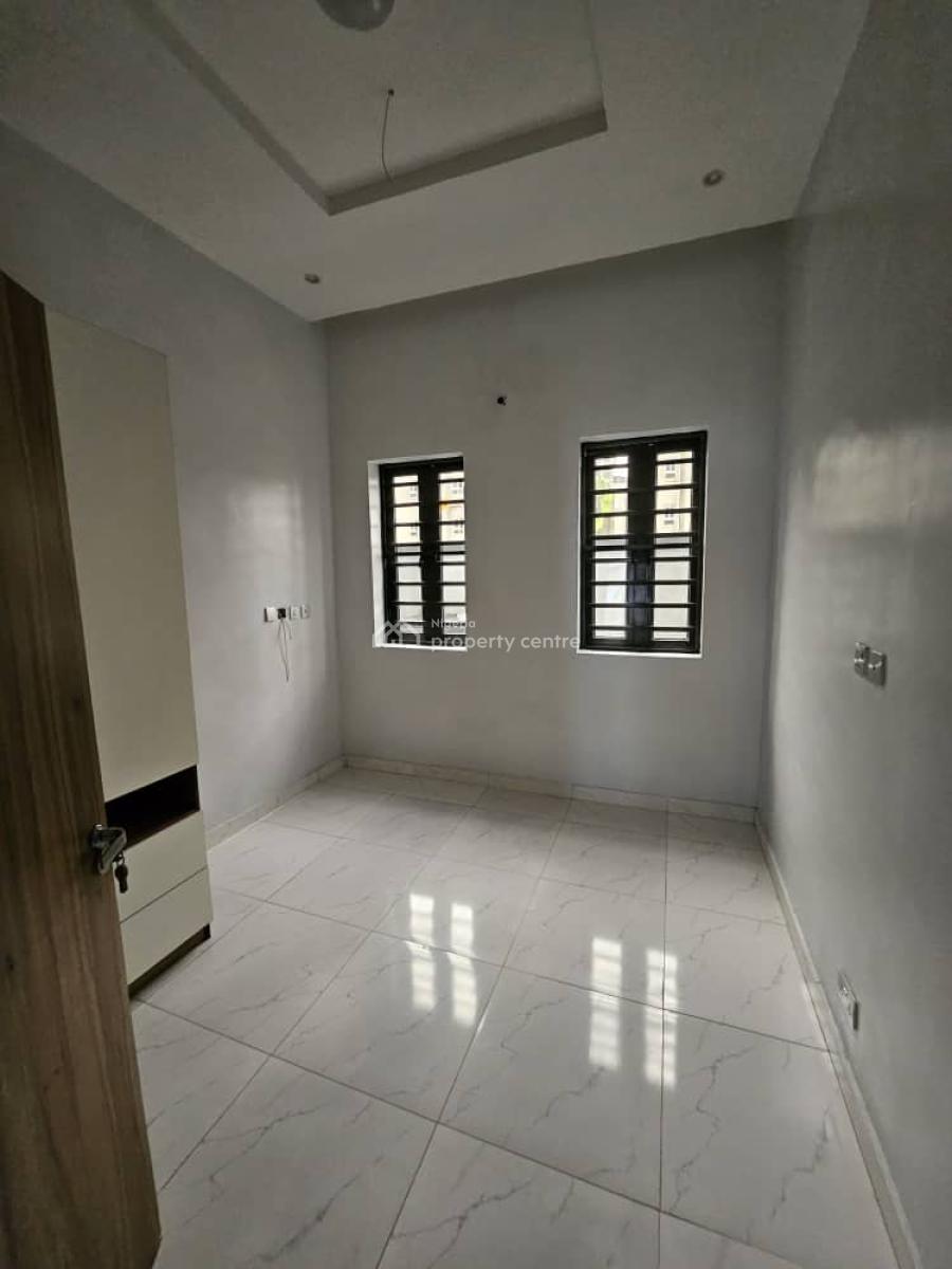 Super Distress 4bedroom Semi Detached Duplex with Bq, Ikota Villa, Lekki Lagos Nigeria, Ikota, Lekki, Lagos, Semi-detached Duplex for Sale