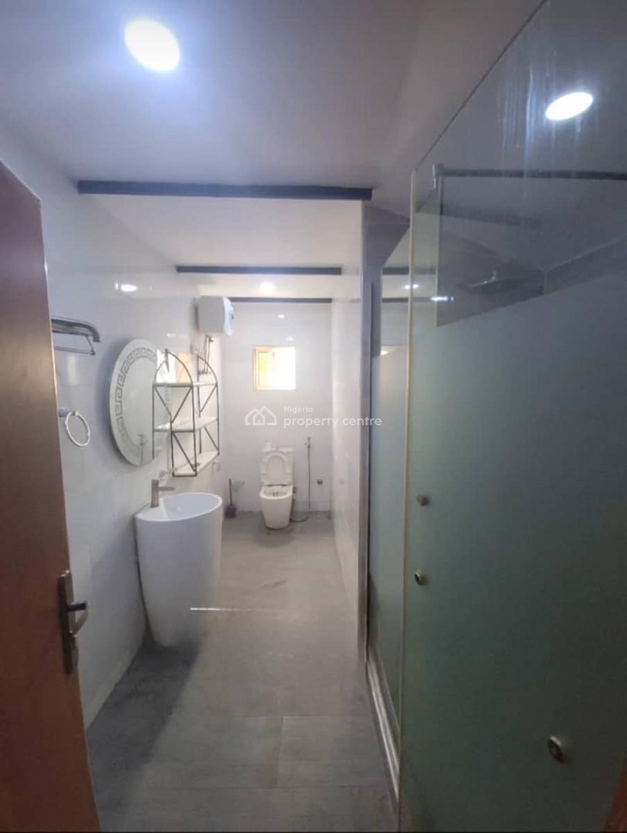 Serviced 2 Bedroom Flat with Bq,fitted Kitchen, En-suite Rooms, Victoria Island (vi), Lagos, Flat / Apartment for Rent